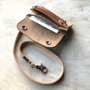 Portemonnaies aus Leder mit Lederband und Karabiner